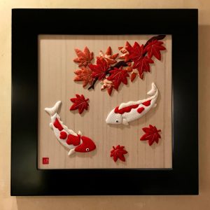 押絵額『紅葉と錦鯉』