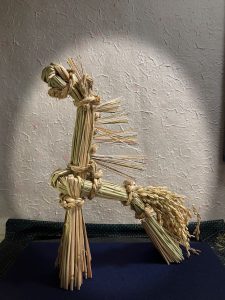 しめ縄置物　午